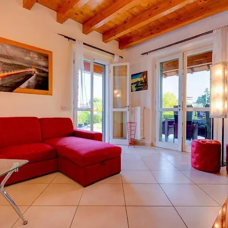 Vila Sissi - Relax E Comfort In Centro Moniga del Garda