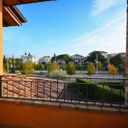 Sissi - Relax E Comfort In Centro Vila Moniga del Garda